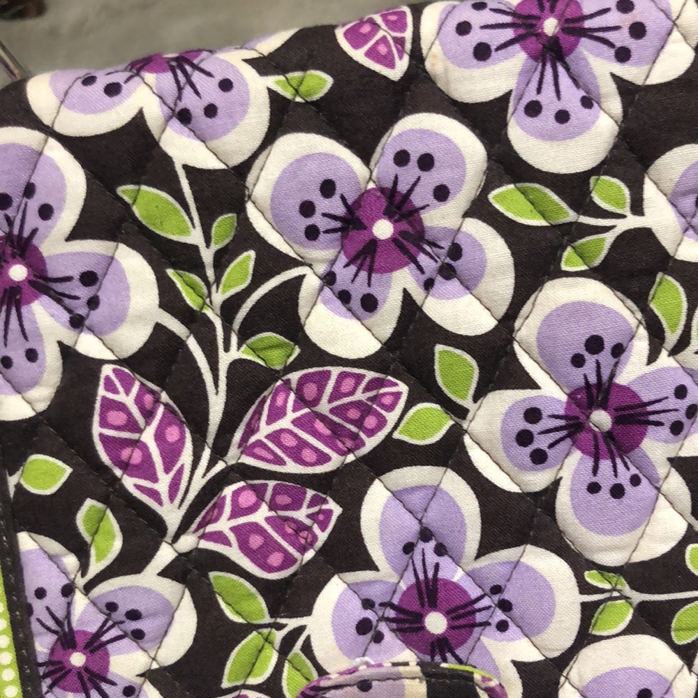 Vera Bradley, vintage business/valise type. Comes with a detachable strap - Picture 16 of 16